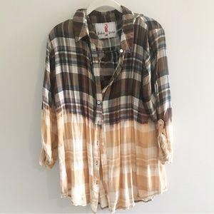 Acid wash button up with Madonna Print Sz medium